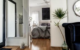 The White Cottage Byron Bay
